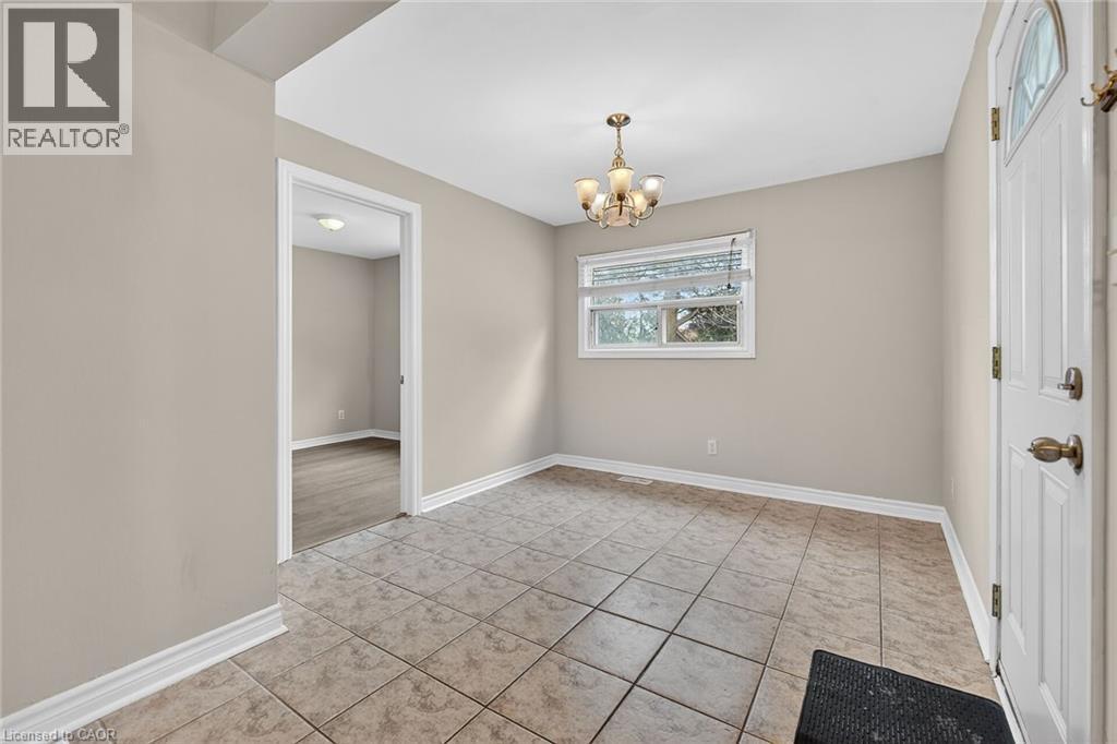 219 East 21st Street, Hamilton, Ontario  L8V 2T6 - Photo 15 - 40815041