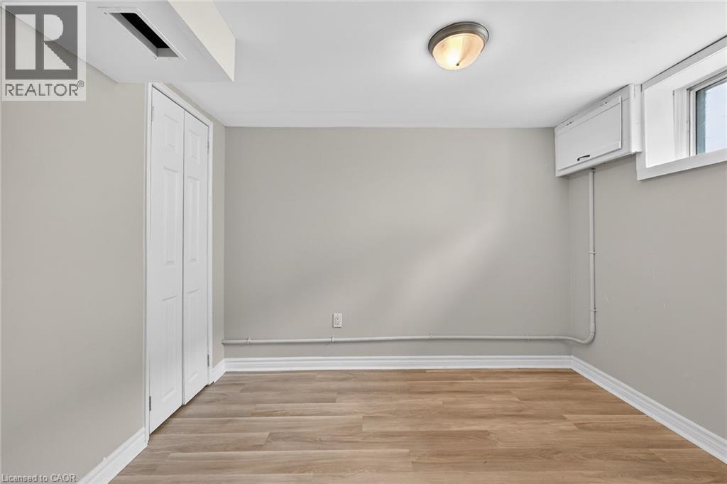 219 East 21st Street, Hamilton, Ontario  L8V 2T6 - Photo 31 - 40815041