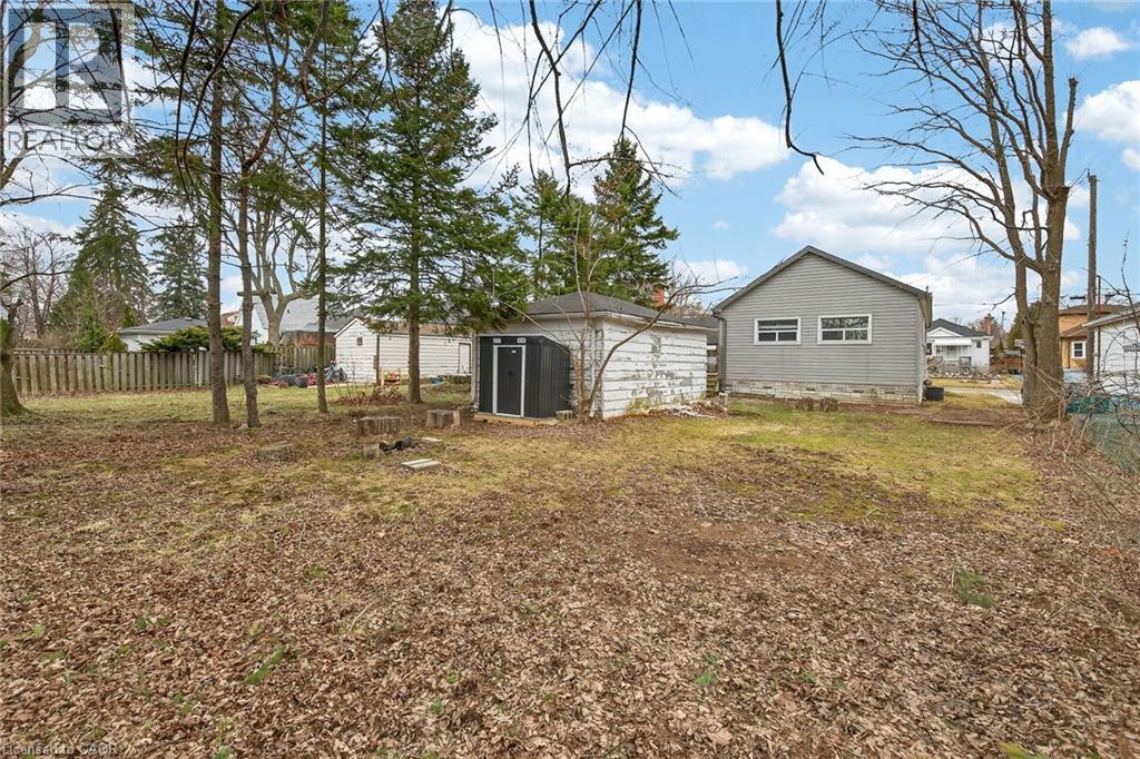 219 East 21st Street, Hamilton, Ontario  L8V 2T6 - Photo 38 - 40815041