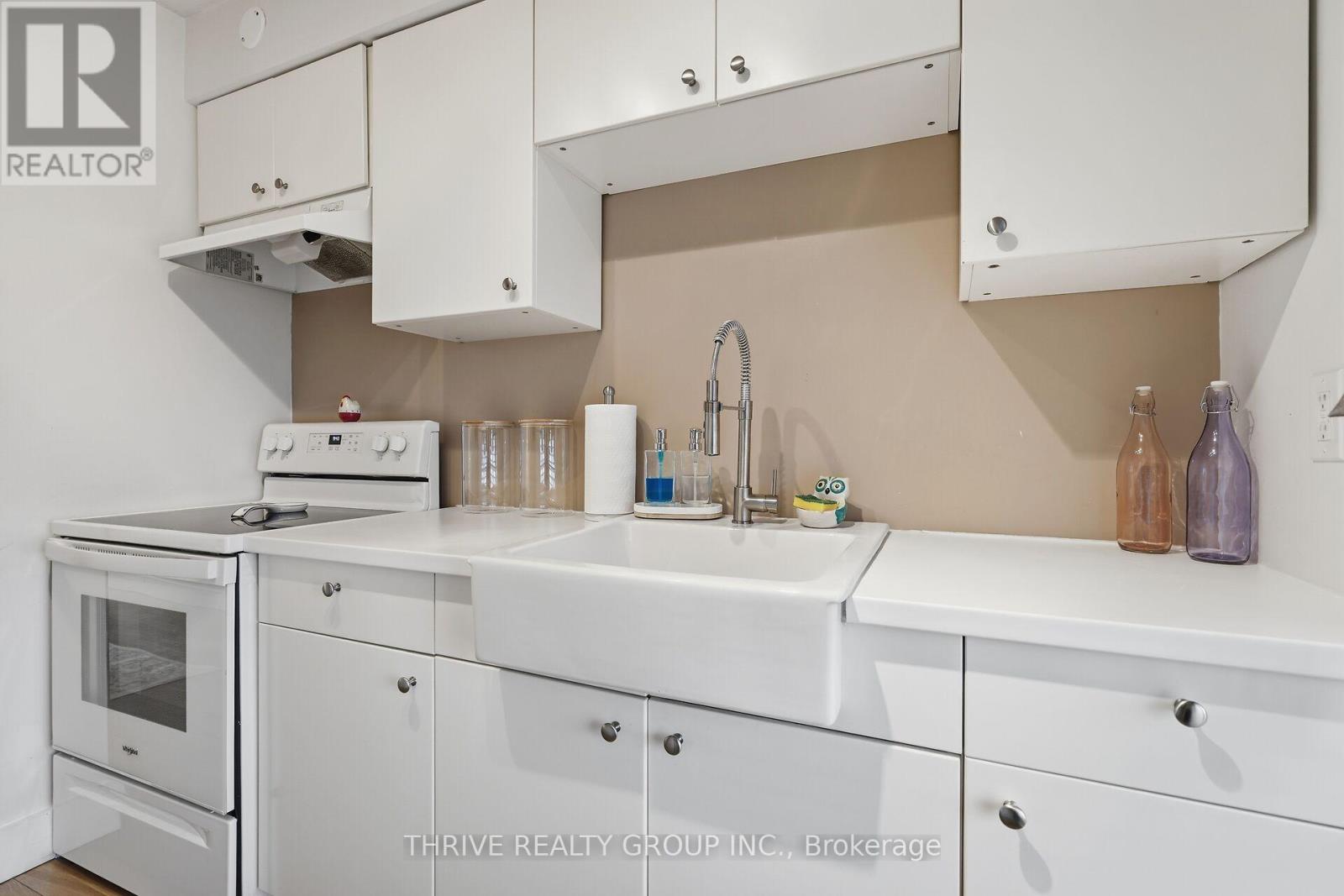 12 Guildwood Walk, London North, Ontario  N6H 3X2 - Photo 16 - X12921120