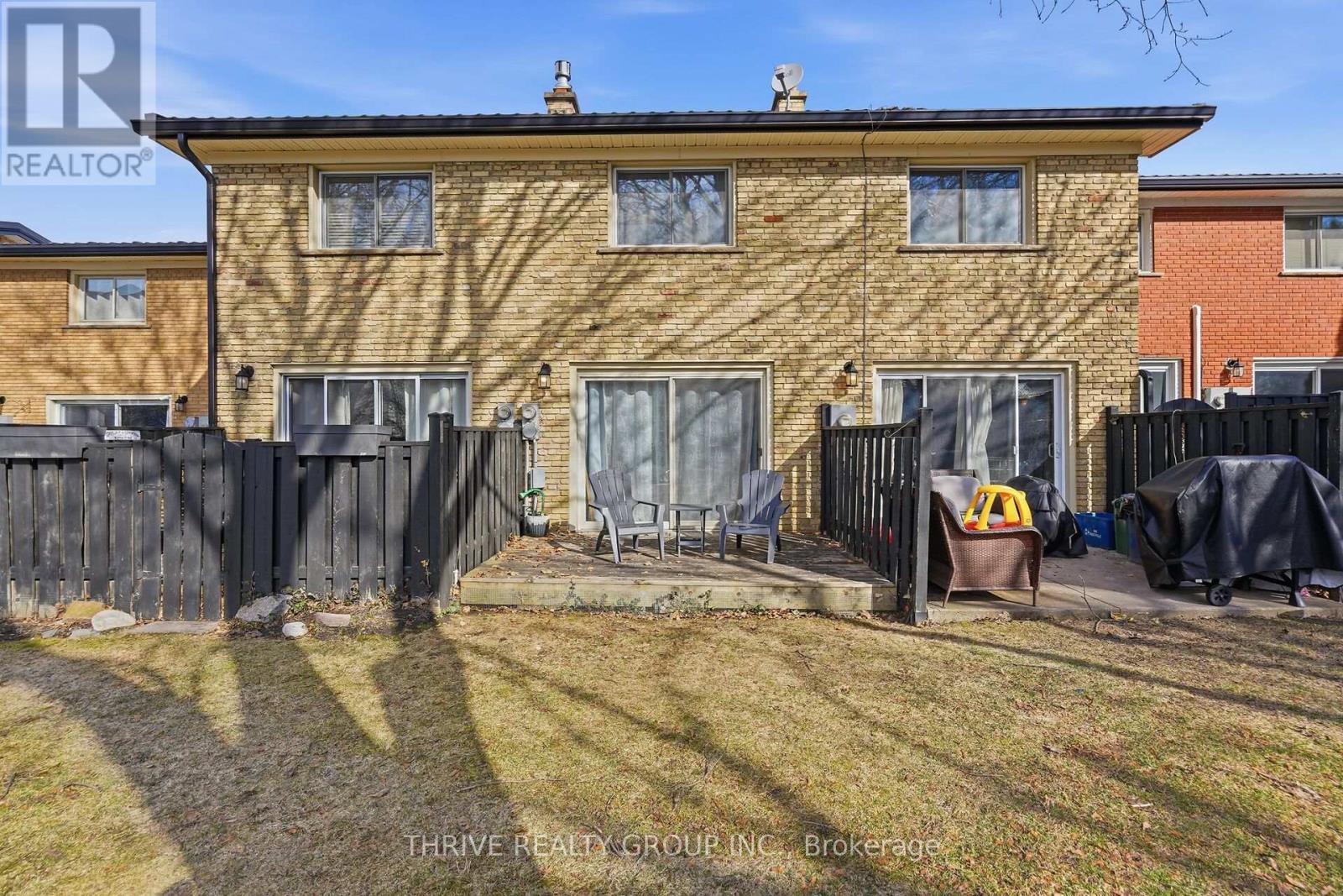 12 Guildwood Walk, London North, Ontario  N6H 3X2 - Photo 25 - X12921120