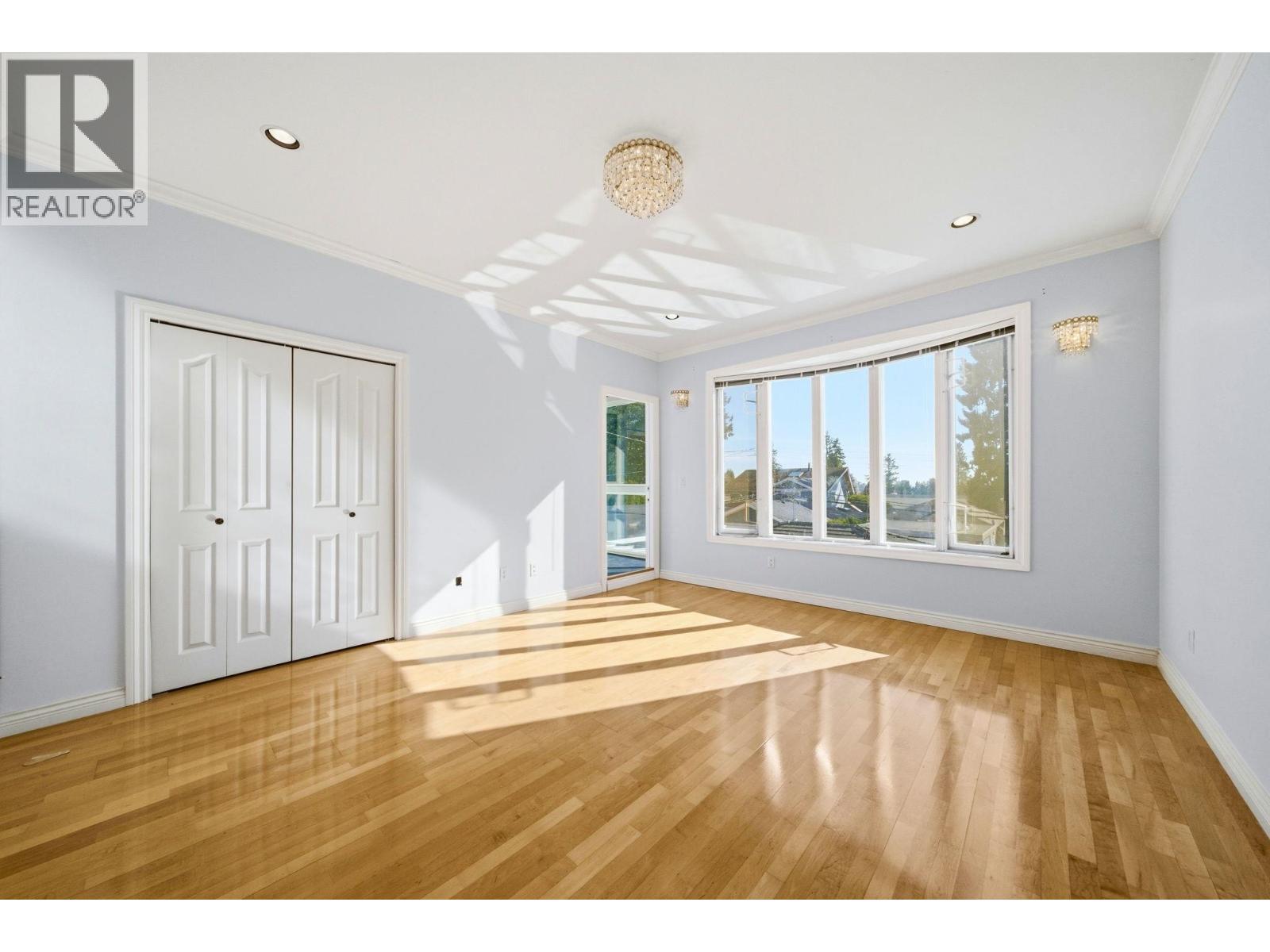 213 W 28th Street, North Vancouver, British Columbia  V7N 2H9 - Photo 15 - R3103556