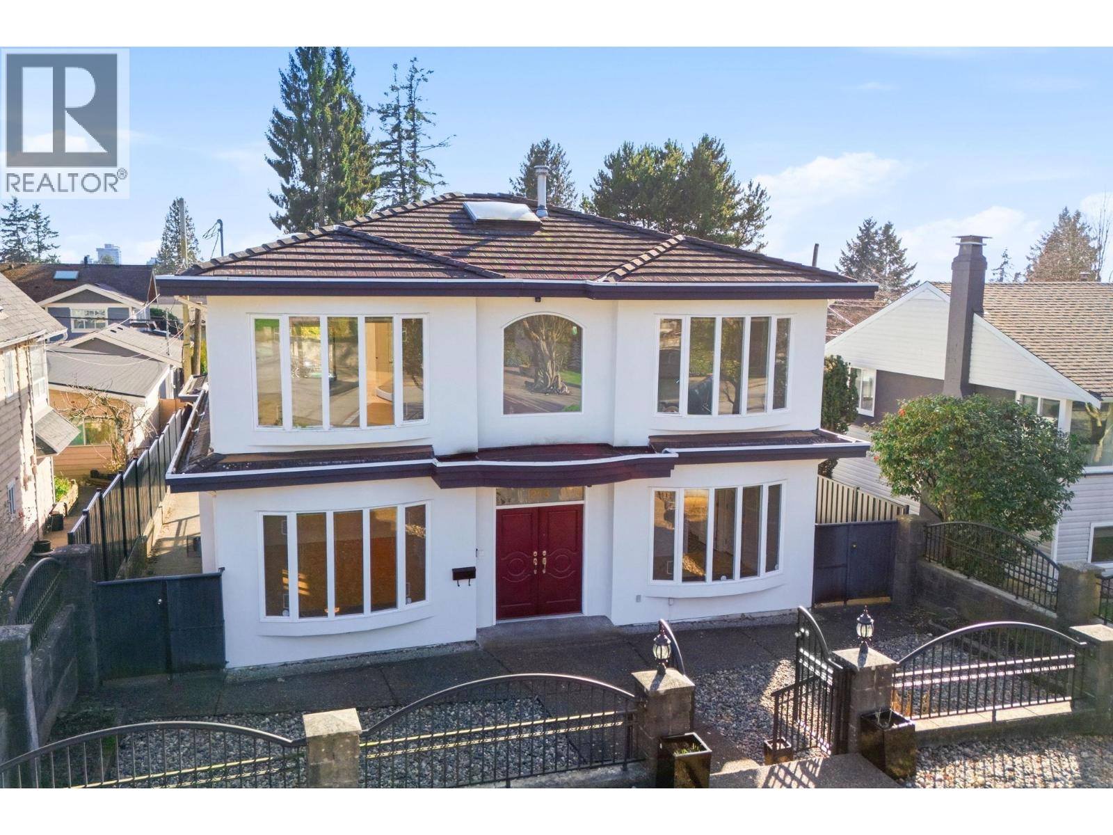 213 W 28th Street, North Vancouver, British Columbia  V7N 2H9 - Photo 26 - R3103556