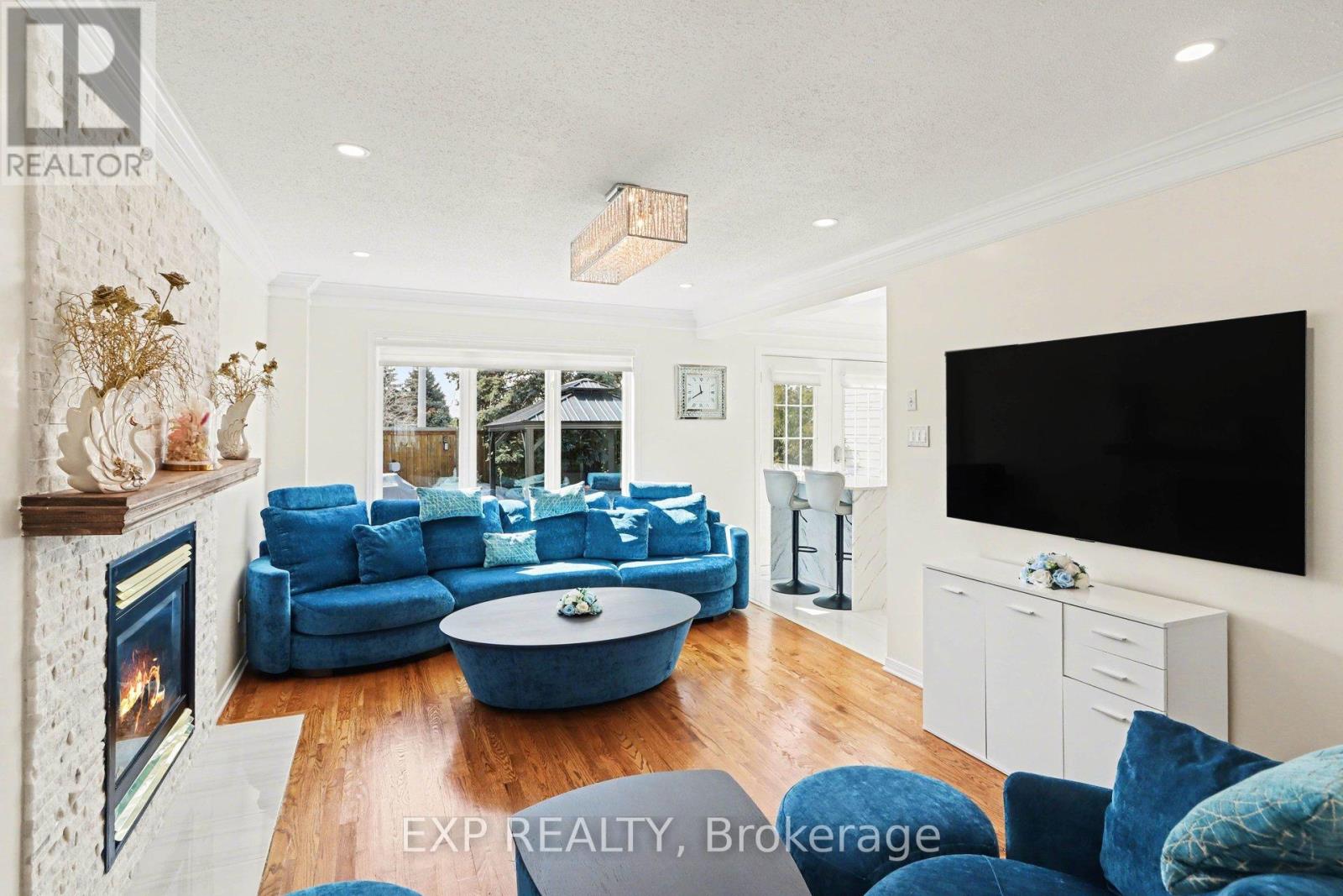 4630 Ogilvie Walk Crescent, Ottawa, Ontario  K1J 1G7 - Photo 6 - X12920968