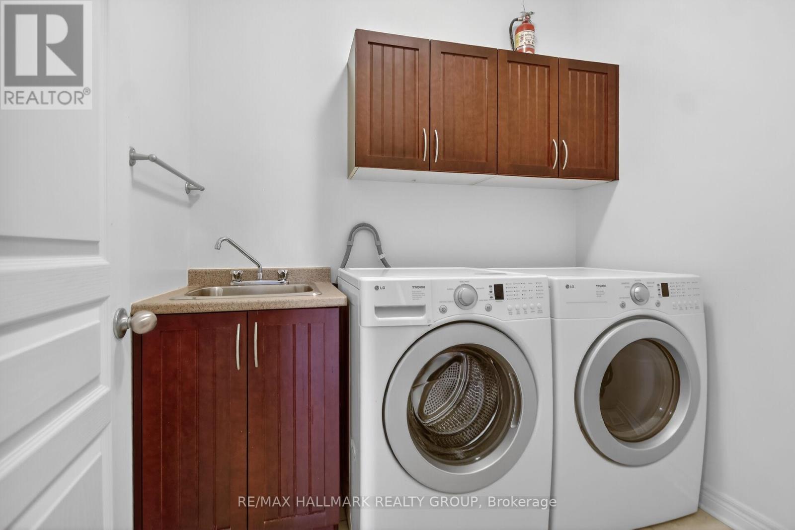 445 Landswood Way, Ottawa, Ontario  K2S 0A4 - Photo 21 - X12921012