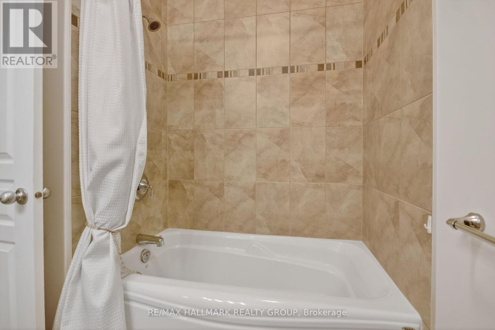 445 Landswood Way, Ottawa, Ontario  K2S 0A4 - Photo 36 - X12921012