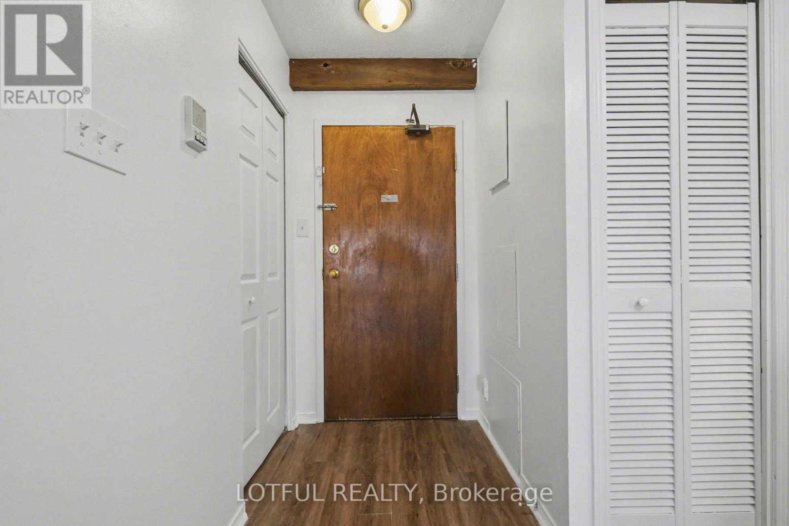 9 - 237 Loretta Avenue S, Ottawa, Ontario  K1S 4P6 - Photo 3 - X12921058