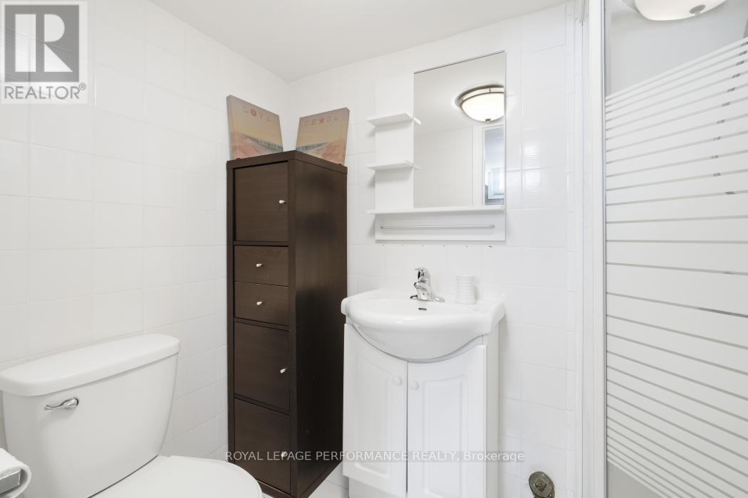 12 Willeth Avenue, Ottawa, Ontario  K2E 5C1 - Photo 37 - X12921064