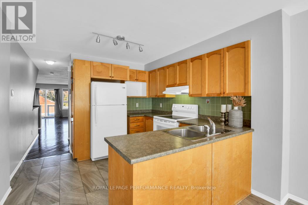 870 Longfields Drive, Ottawa, Ontario  K2J 0J3 - Photo 10 - X12921066