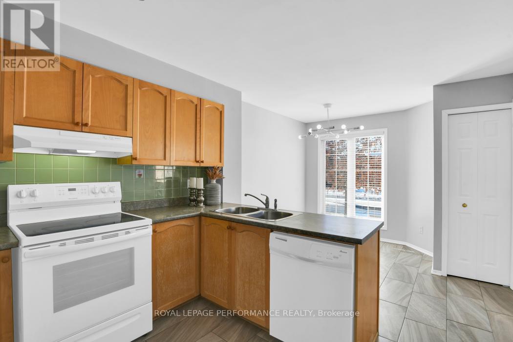 870 Longfields Drive, Ottawa, Ontario  K2J 0J3 - Photo 12 - X12921066