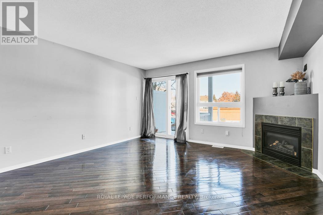 870 Longfields Drive, Ottawa, Ontario  K2J 0J3 - Photo 14 - X12921066