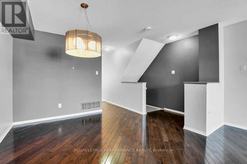 870 Longfields Drive, Ottawa, Ontario  K2J 0J3 - Photo 21 - X12921066