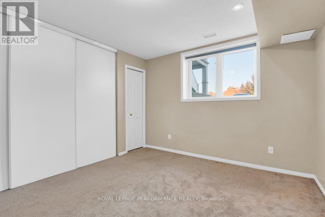 870 Longfields Drive, Ottawa, Ontario  K2J 0J3 - Photo 27 - X12921066