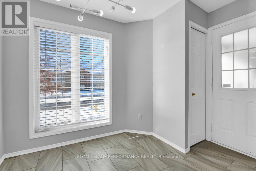 870 Longfields Drive, Ottawa, Ontario  K2J 0J3 - Photo 8 - X12921066