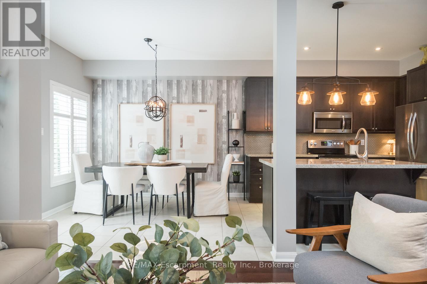 2377 Stone Glen Crescent, Oakville, Ontario  L6M 0C7 - Photo 12 - W12920944