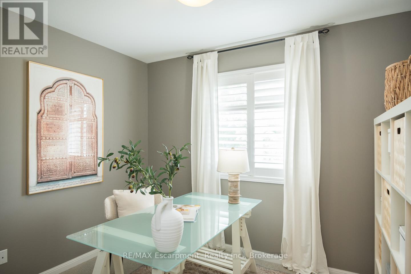 2377 Stone Glen Crescent, Oakville, Ontario  L6M 0C7 - Photo 25 - W12920944