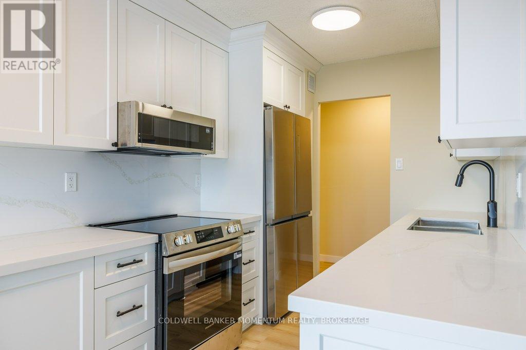 201 - 6390 Huggins Street, Niagara Falls, Ontario  L2J 1H1 - Photo 16 - X12920980