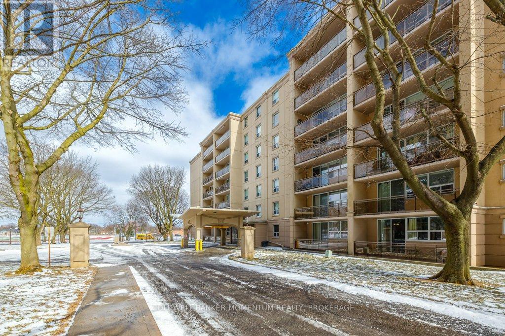 201 - 6390 Huggins Street, Niagara Falls, Ontario  L2J 1H1 - Photo 2 - X12920980