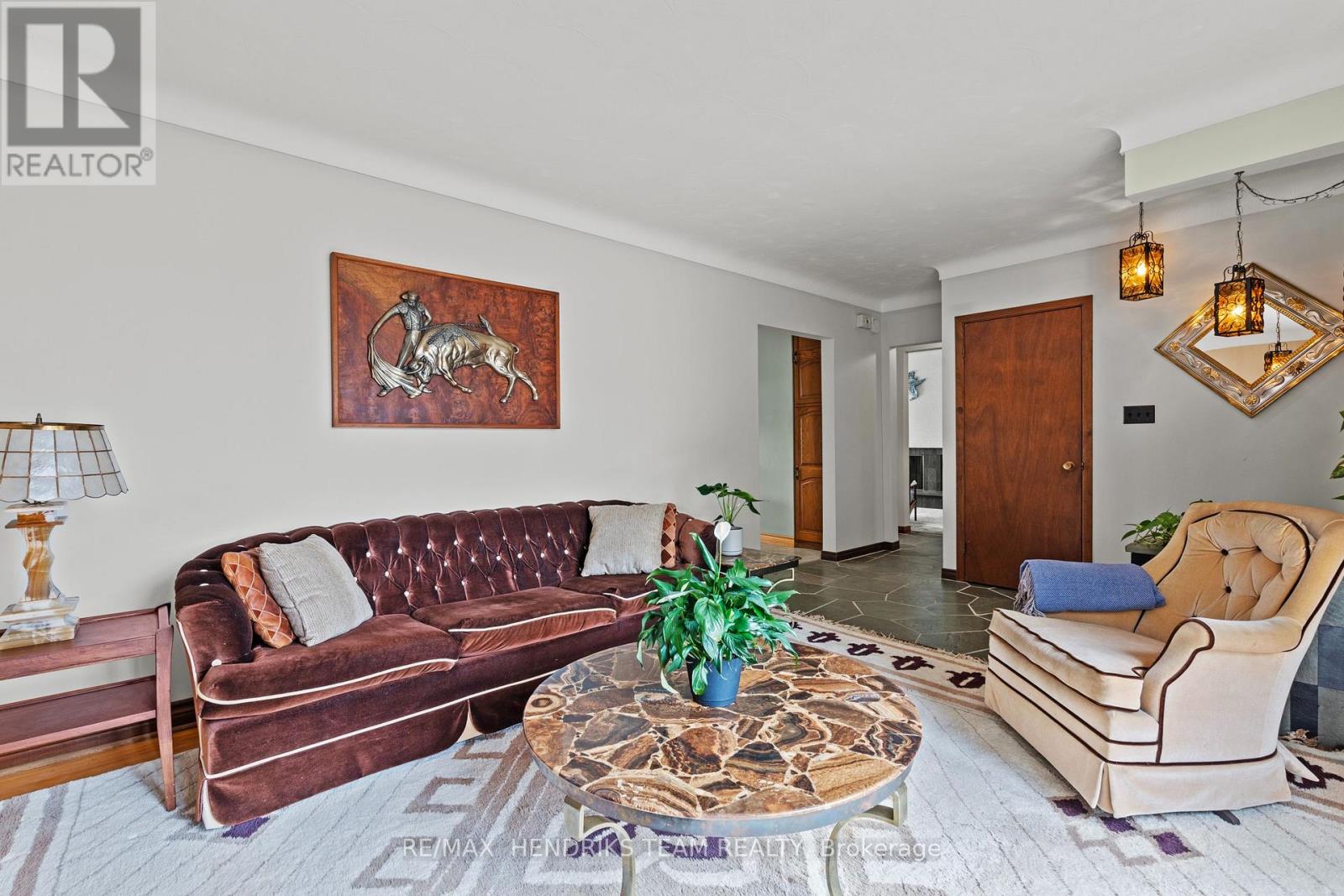 4 Ross Street, St. Catharines (Vine/linwell), Ontario  L2N 3S3 - Photo 10 - X12921080