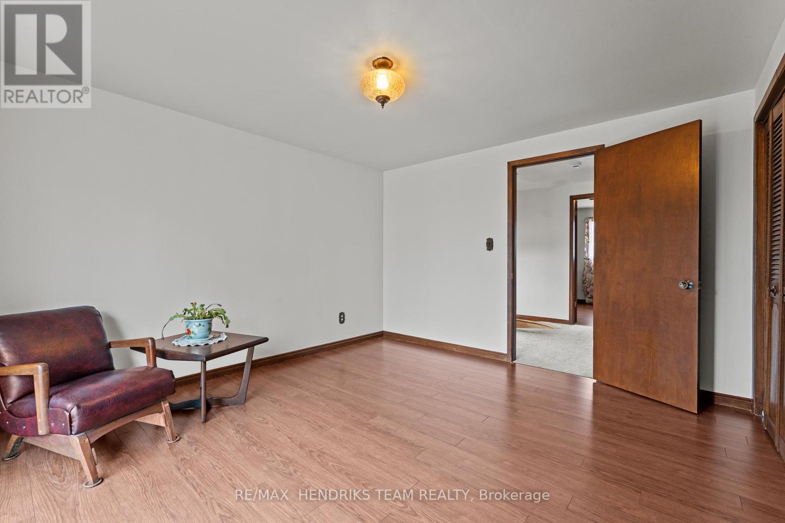 4 Ross Street, St. Catharines (Vine/linwell), Ontario  L2N 3S3 - Photo 25 - X12921080