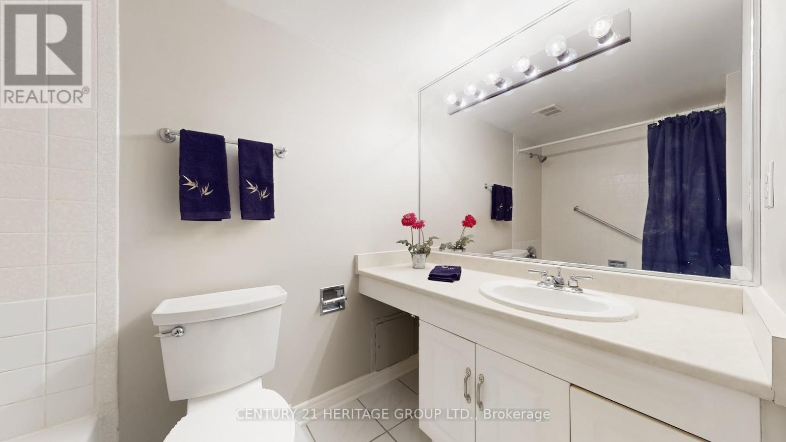 Ph7 - 7811 Yonge Street, Markham, Ontario  L3T 4S3 - Photo 16 - N12664540