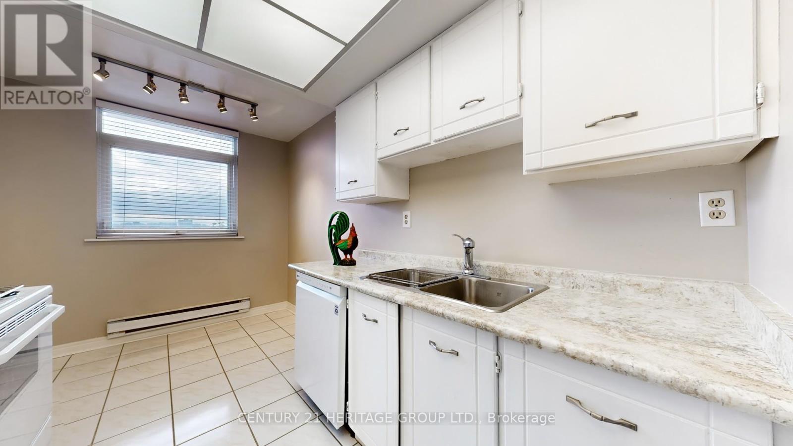 Ph7 - 7811 Yonge Street, Markham, Ontario  L3T 4S3 - Photo 20 - N12664540