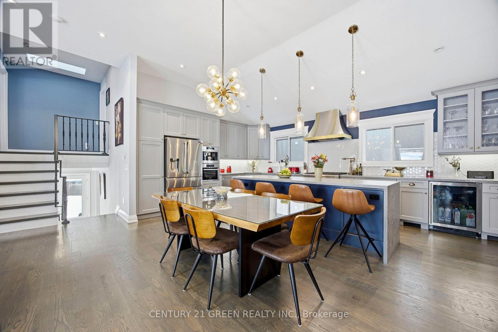 18 Winsdale Road, Toronto, Ontario  M9C 2W8 - Photo 13 - W12887870