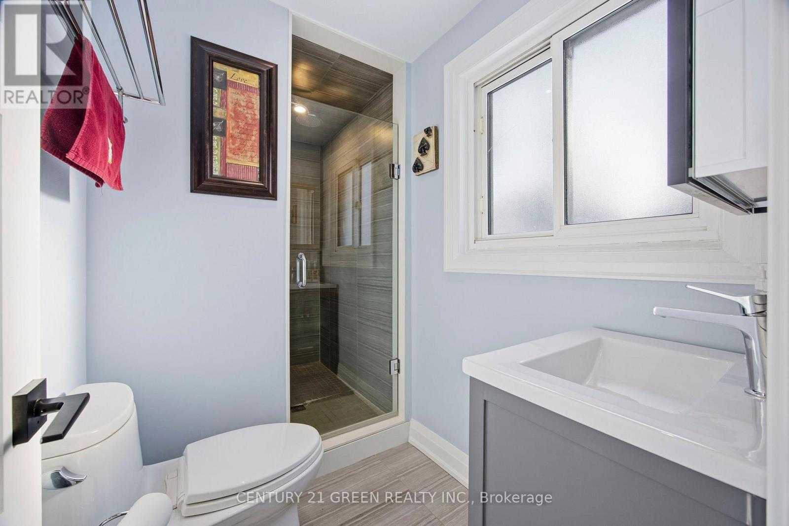 18 Winsdale Road, Toronto, Ontario  M9C 2W8 - Photo 28 - W12887870