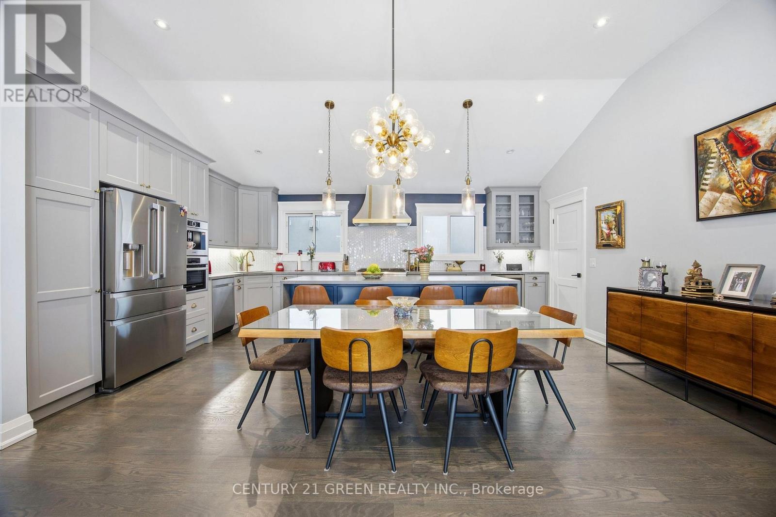 18 Winsdale Road, Toronto, Ontario  M9C 2W8 - Photo 14 - W12887870