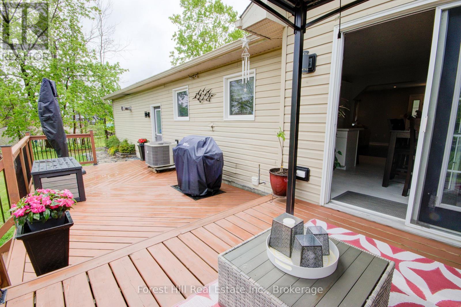 27 Greengables Drive, Oro-Medonte, Ontario  L0L 1T0 - Photo 14 - S12921034