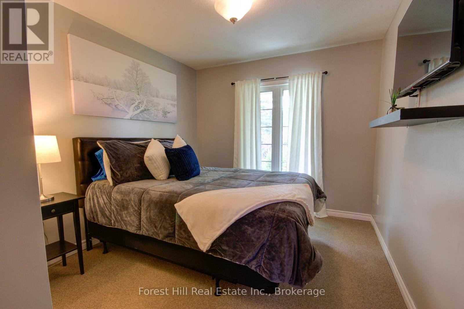 27 Greengables Drive, Oro-Medonte, Ontario  L0L 1T0 - Photo 17 - S12921034