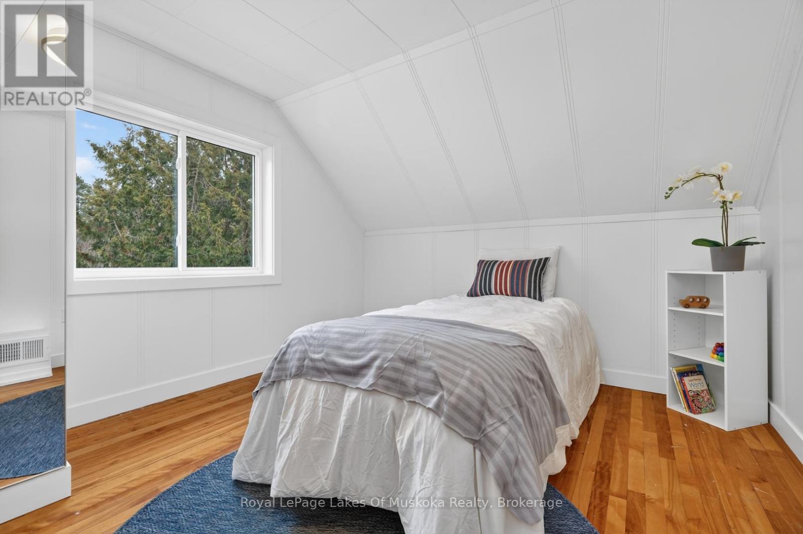 11 Silver Street, Huntsville (Chaffey), Ontario  P1H 1M2 - Photo 20 - X12920916