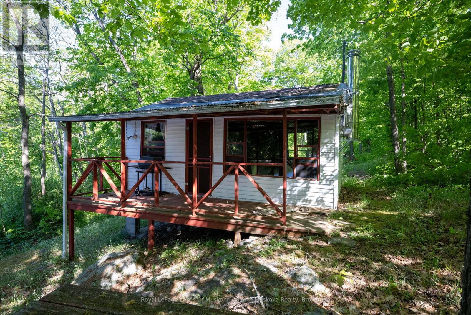 520 Sweets Portage Road, Georgian Bay, Ontario  L0K 1S0 - Photo 2 - X12920948