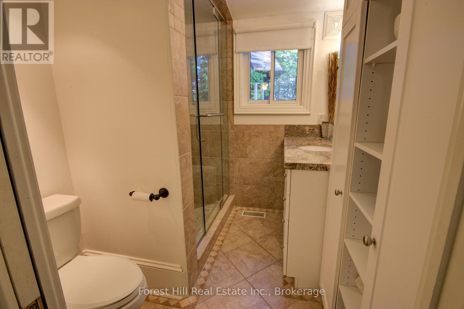 21 Lakeview Crescent, Seguin, Ontario  P2A 0B2 - Photo 22 - X12920978