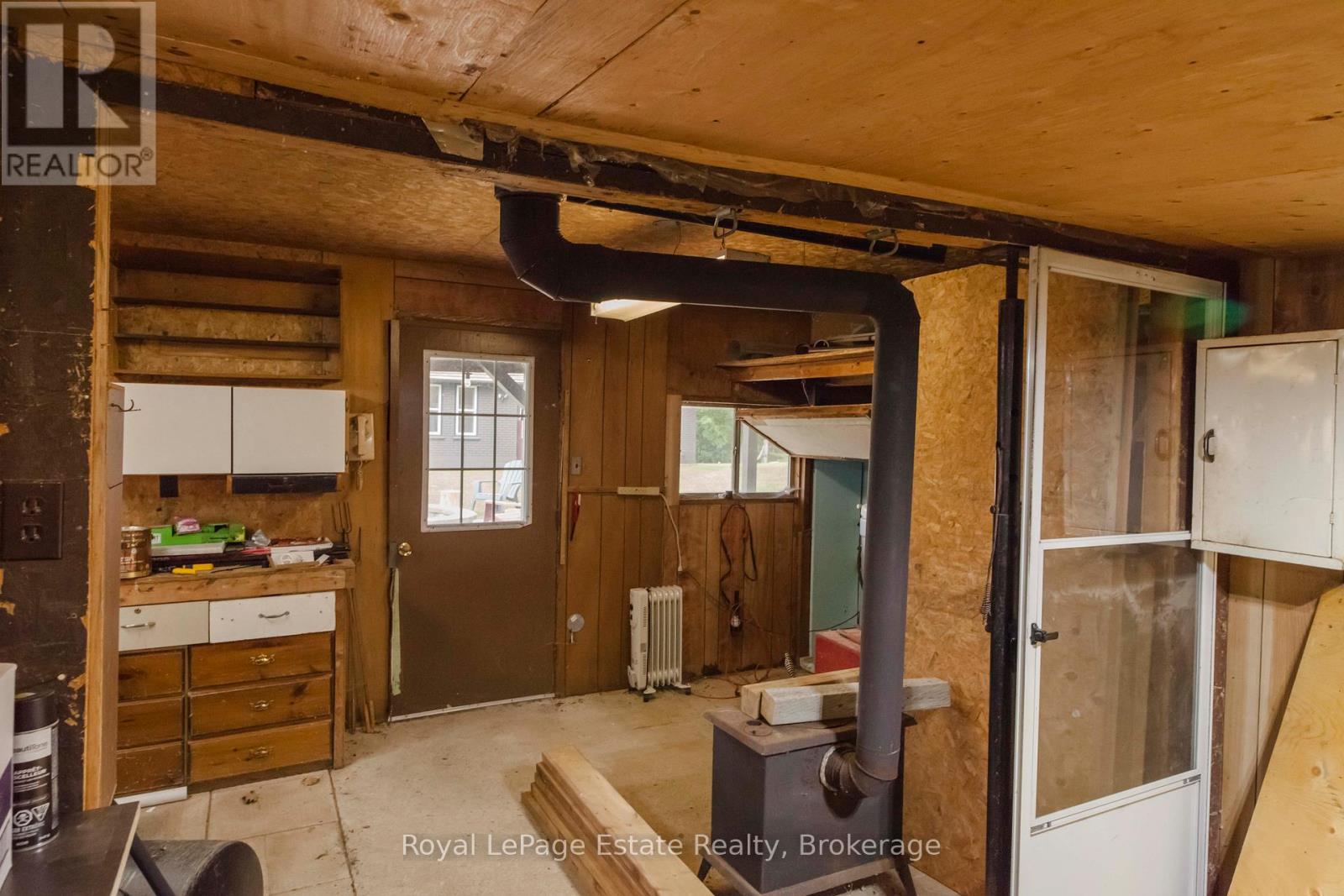 90 Carson Lake Crescent, South Bruce Peninsula, Ontario  N0H 2G0 - Photo 44 - X12921006