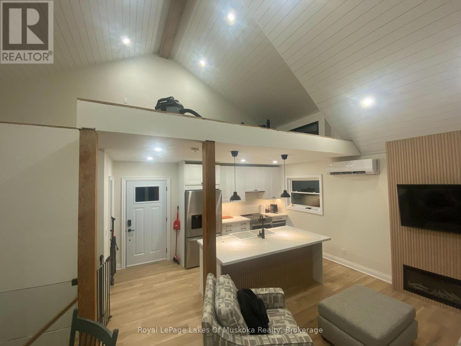 1361 Rosseau Lake 2 Road, Muskoka Lakes, Ontario  P0B 1M0 - Photo 6 - X12921032