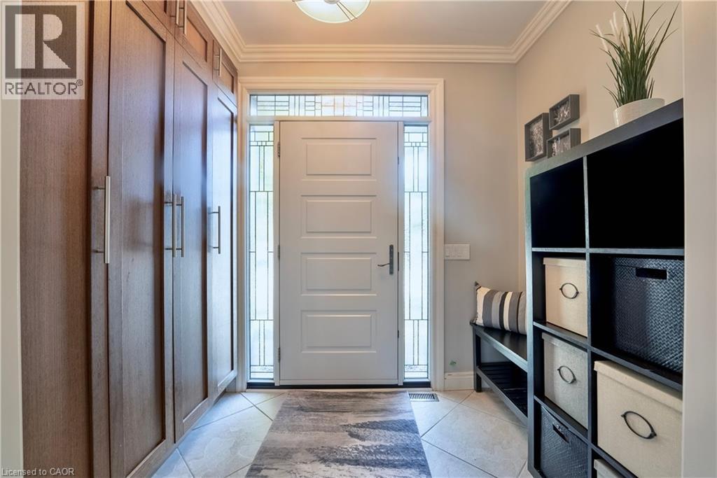 11 Morrison Creek Crescent, Oakville, Ontario  L6H 4C3 - Photo 4 - 40814204