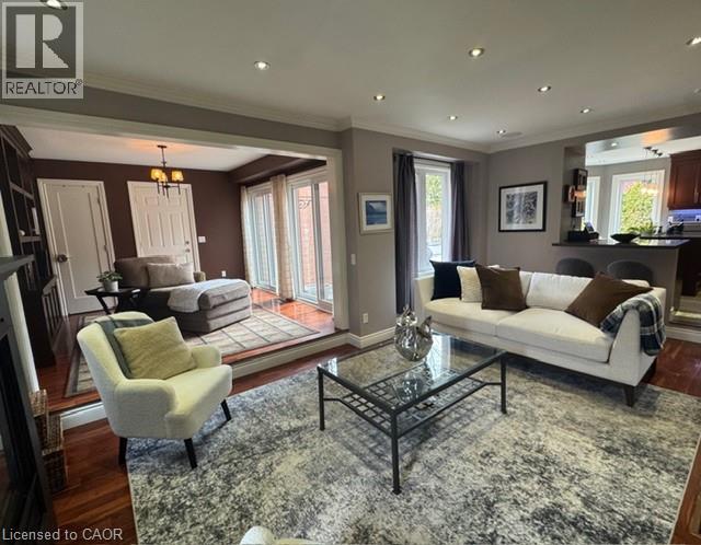 11 Morrison Creek Crescent, Oakville, Ontario  L6H 4C3 - Photo 15 - 40814204