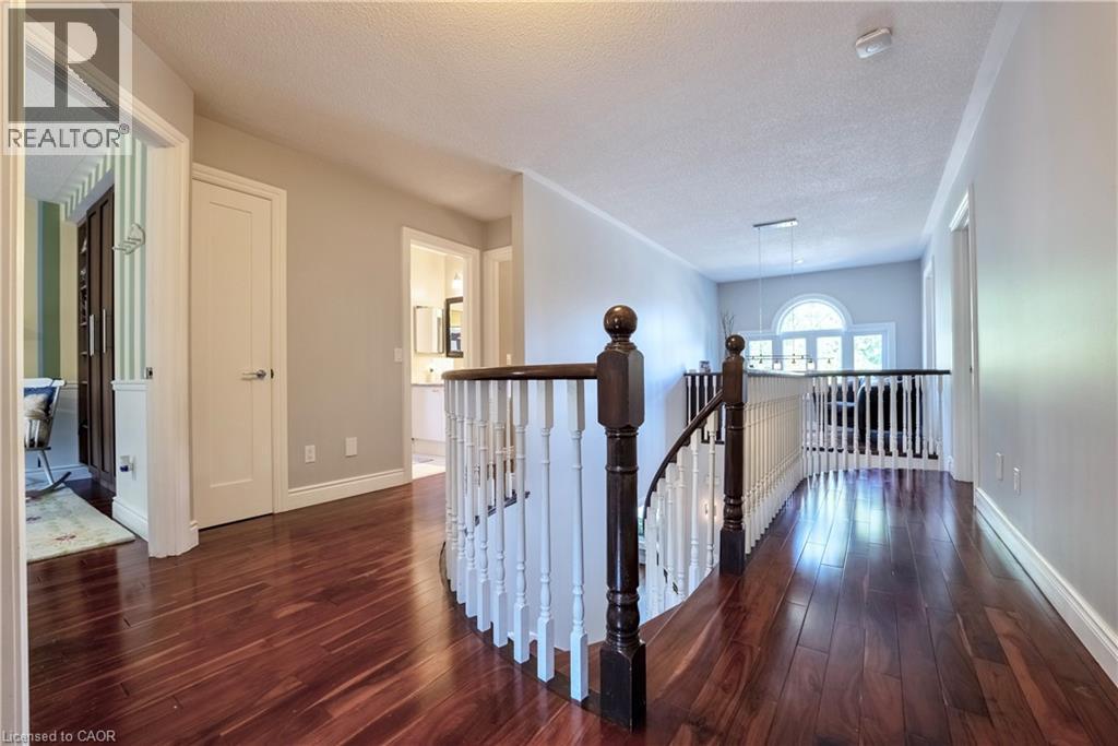 11 Morrison Creek Crescent, Oakville, Ontario  L6H 4C3 - Photo 18 - 40814204