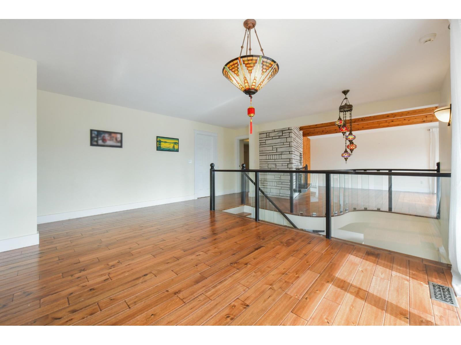 34639 Dunn Street, Mission, British Columbia  V2V 6W1 - Photo 10 - R3094500