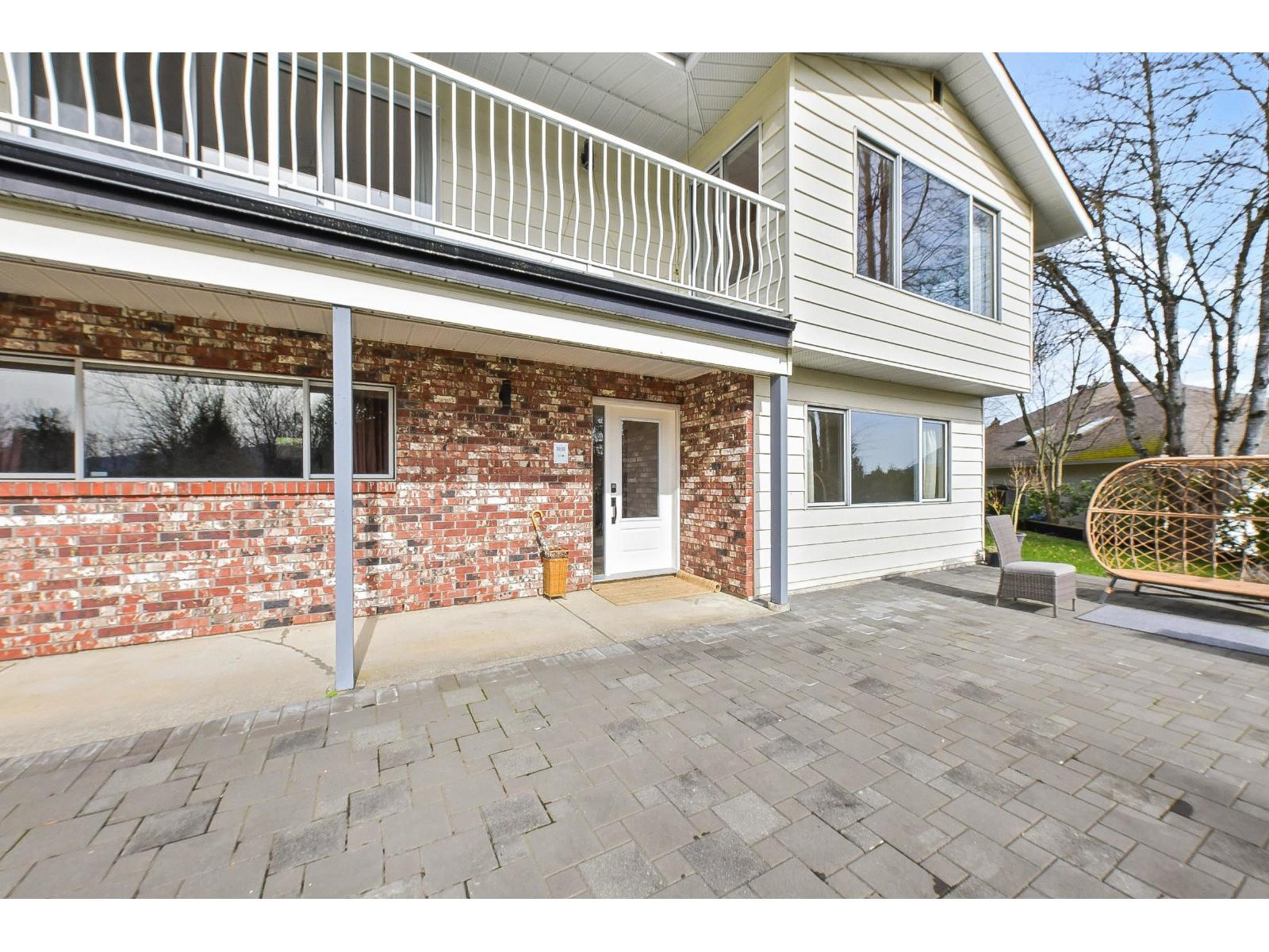 34639 Dunn Street, Mission, British Columbia  V2V 6W1 - Photo 6 - R3094500