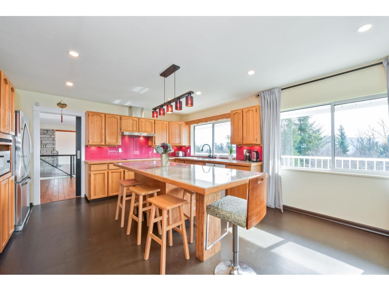 34639 Dunn Street, Mission, British Columbia  V2V 6W1 - Photo 7 - R3094500