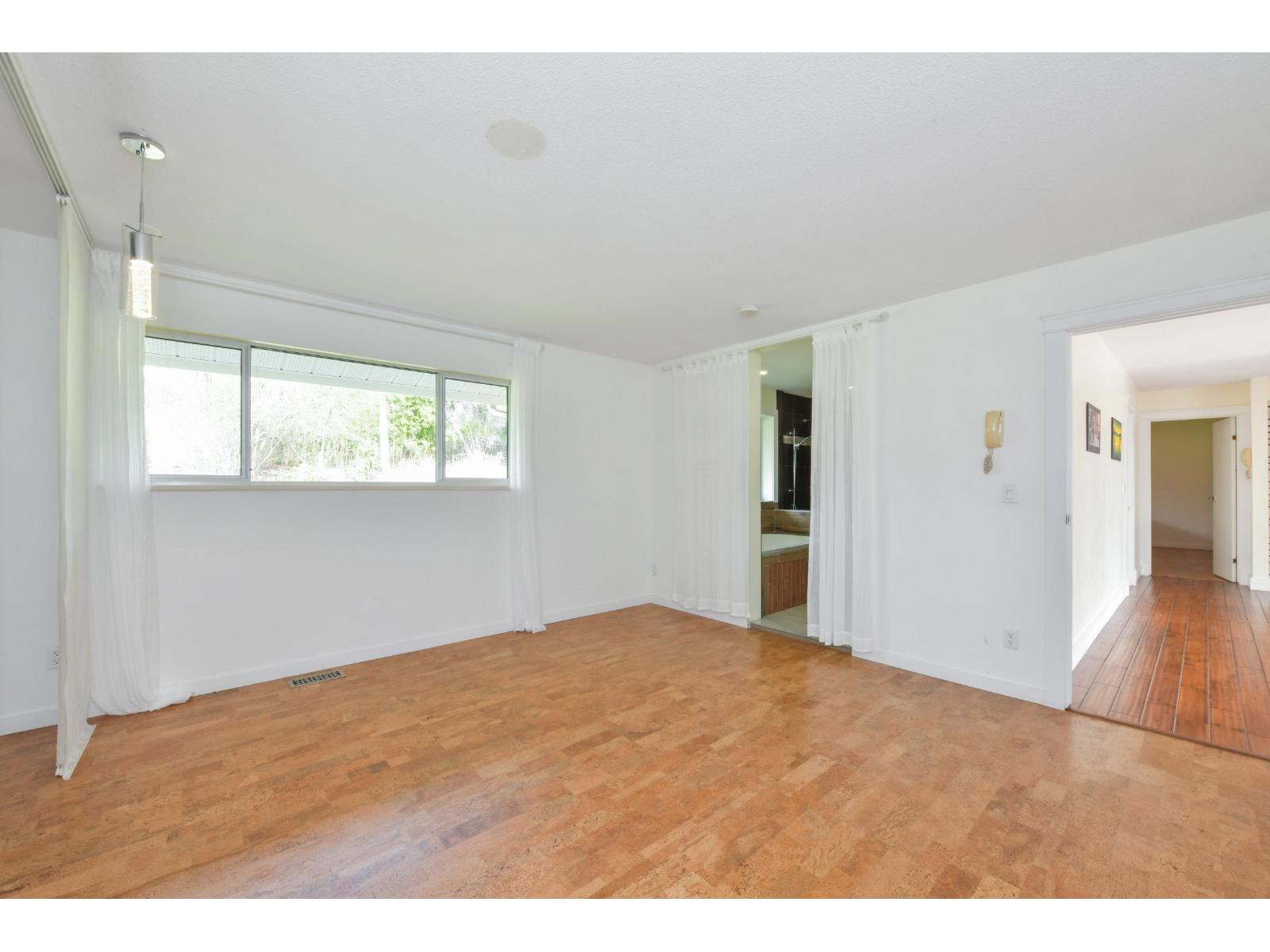 34639 Dunn Street, Mission, British Columbia  V2V 6W1 - Photo 19 - R3094500