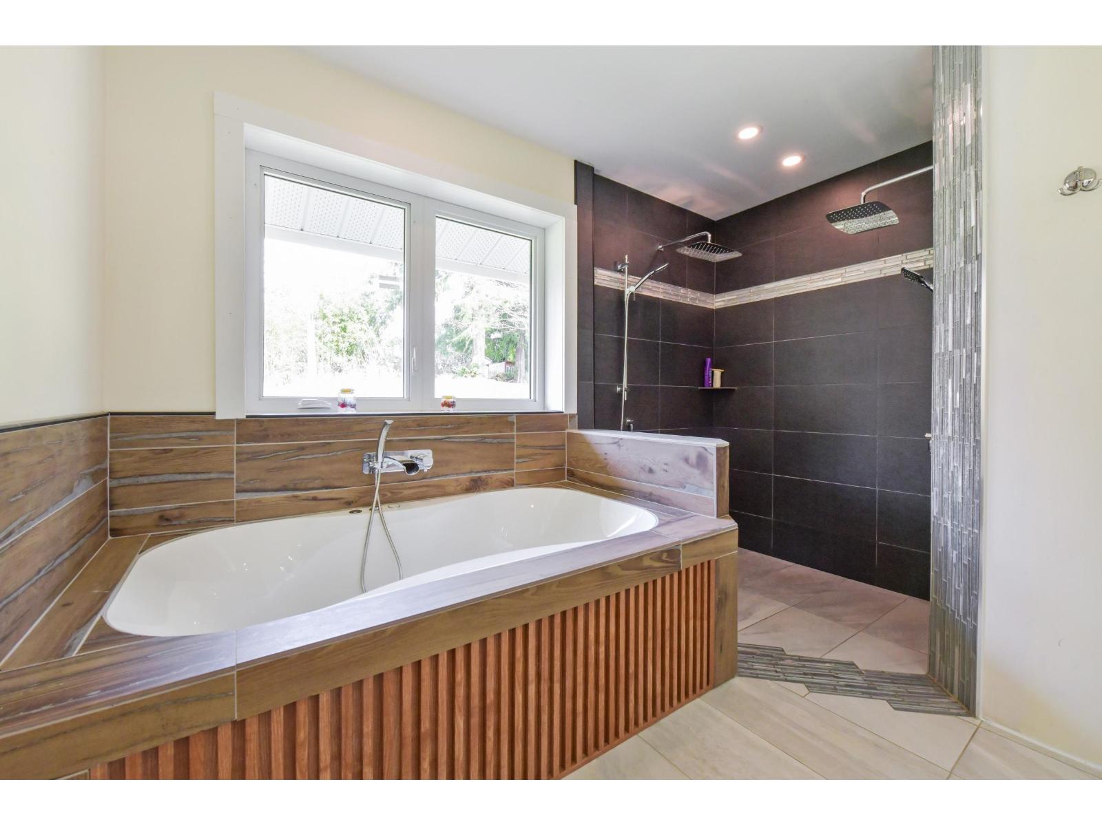 34639 Dunn Street, Mission, British Columbia  V2V 6W1 - Photo 18 - R3094500