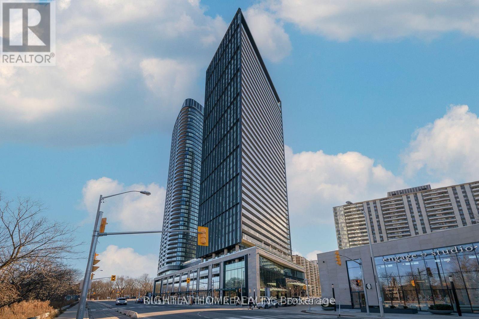 419 - 585 BLOOR STREET E, Toronto, Ontario