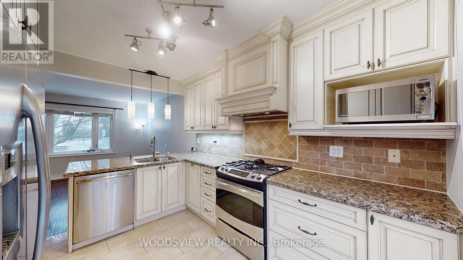 Unknown Address, ,     - Photo 3 - C12921010