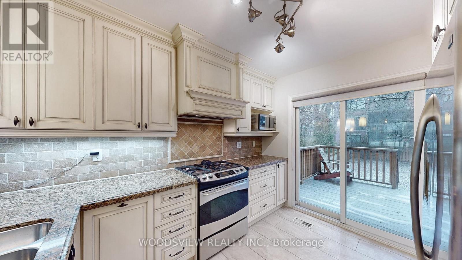 Unknown Address, ,     - Photo 4 - C12921010