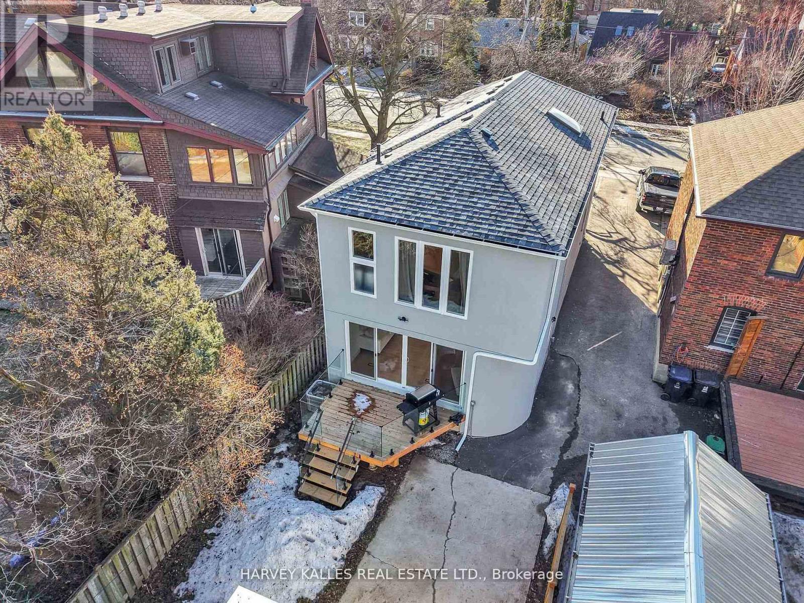 207 Sutherland Drive, Toronto, Ontario  M4G 1J1 - Photo 50 - C12921038