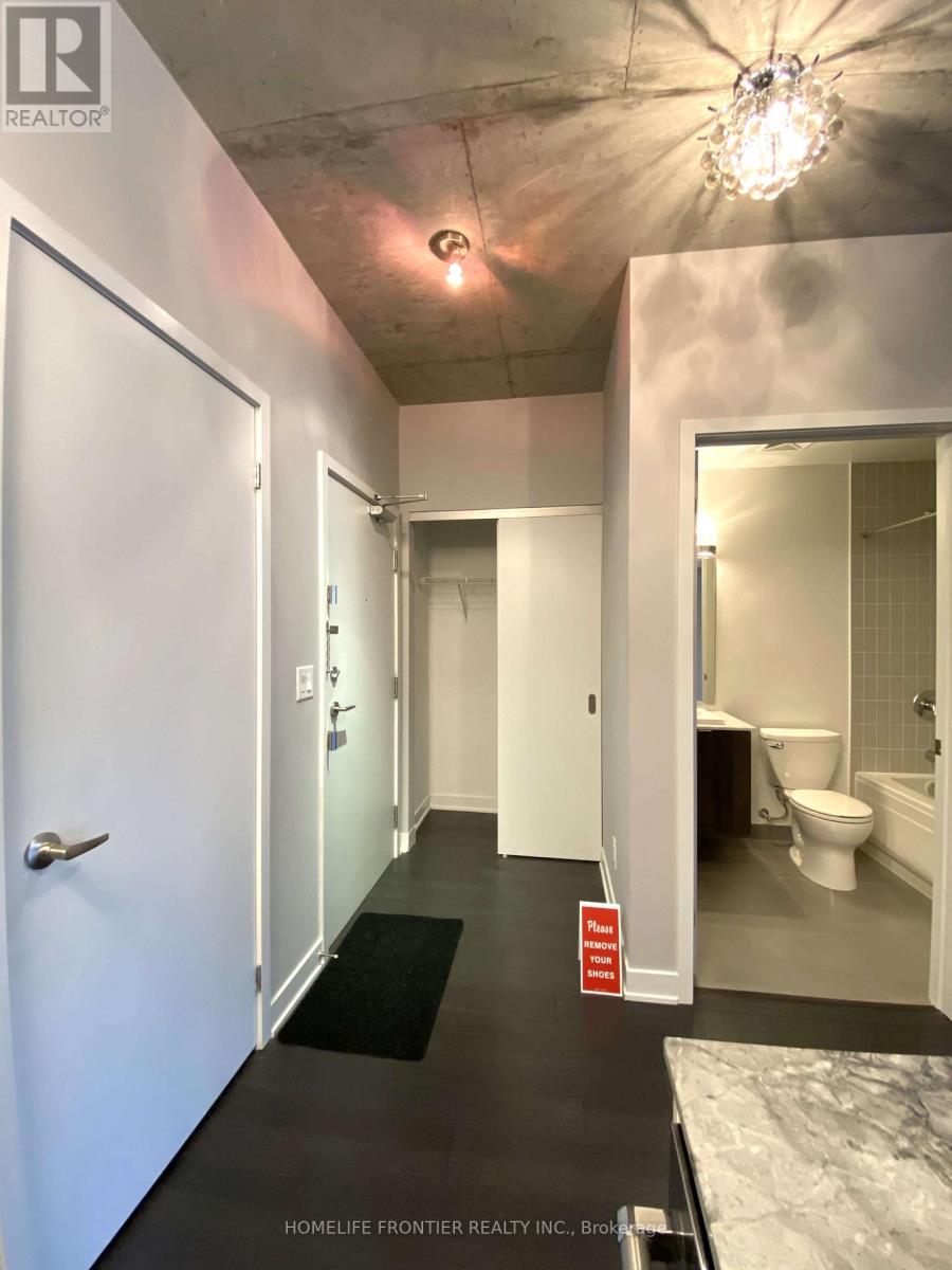 406 - 400 Wellington Street W, Toronto, Ontario  M5J 2N7 - Photo 5 - C12921096