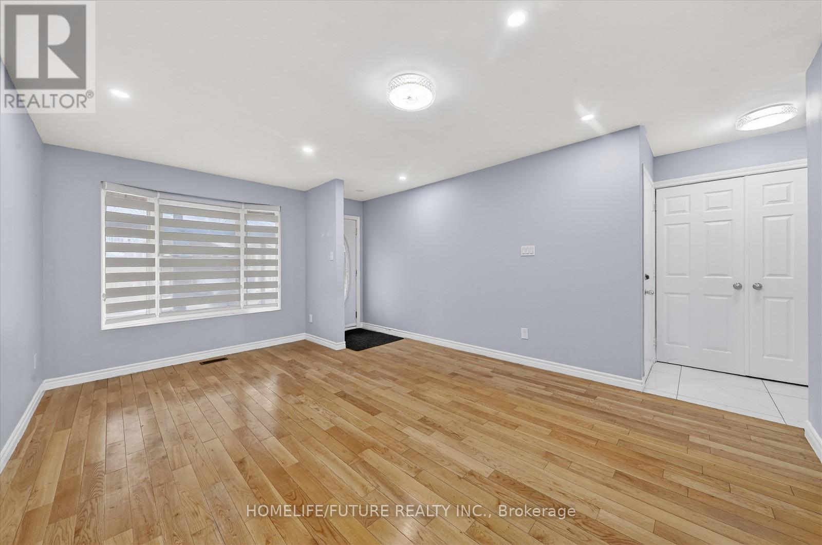 Main - 221 Hupfield Trail, Toronto, Ontario  M1B 4L8 - Photo 6 - E12921078